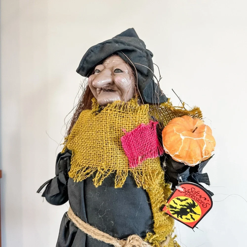 Vintage‎ Halloween Spooky Burlap Witch Figure w/ Broom & Pumpkin Decoration 16